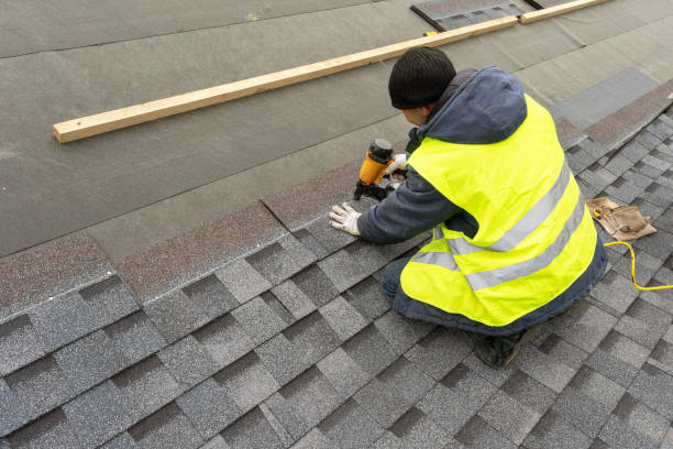 Best Commercial Roofing Services  in Roseburg, OR